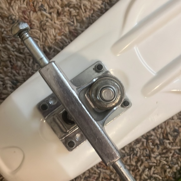 Strand Skateboard/ Kryptonic - Picture 6 of 7